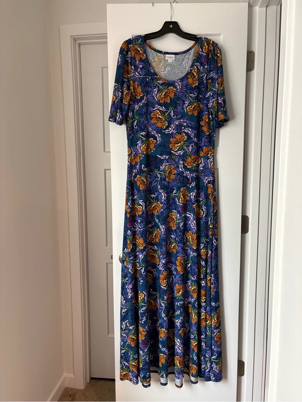 LuLaRoe “Ana” Maxi Dress with Floral Print Flowy - Picture 1 of 3